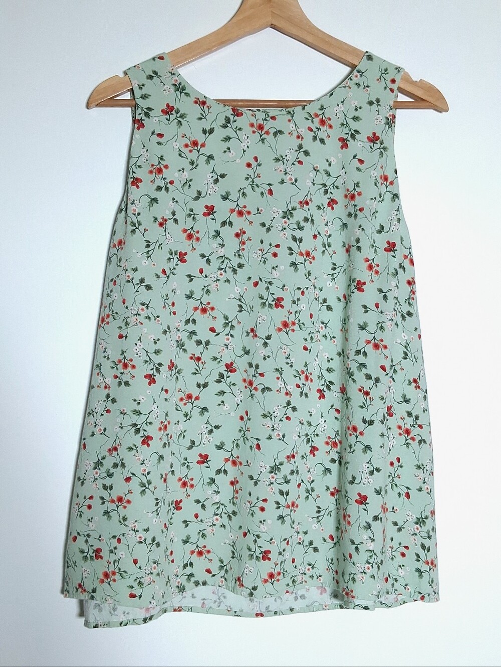 Reitmans Top Linen Blend Sleeveless Ditsy Floral Light Green Women's Size XXL